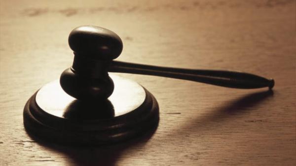 الموثقون أكثر مساعدي القضاء اعتداء على أموال المغاربة