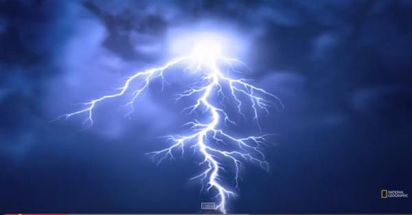 عاجل: صاعقة برق تقتل فتاتين وتصيب 6 آخرین بإقليم قلعة السراغنة