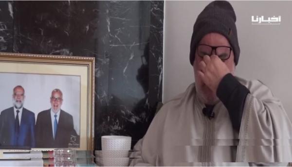 بنكيران يبكي لوفاة صديقه "الوفا": كان عزيز علي وكان يزورني كل أسبوع بعد إعفائي من رئاسة الحكومة  (فيديو)