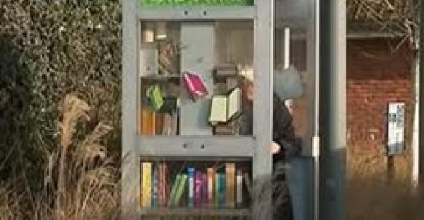 تحويل كبائن الهواتف العامة بفرنسا إلى مكتبات بعد انتشار المحمول