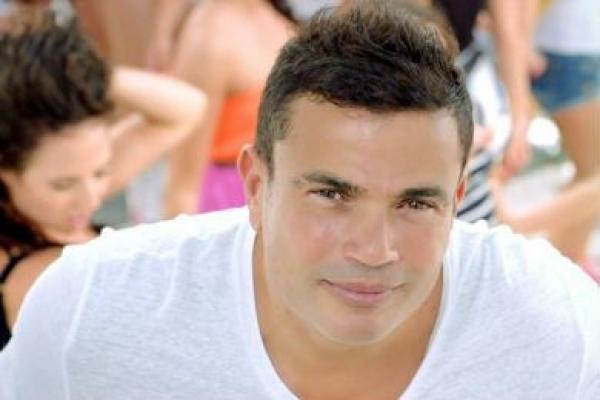 لن تصدق كم تبلغ ثروة عمرو دياب؟