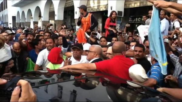 حكومة بنكيران تبشر المعطلين المجازين بخبر إطلاق برنامج للتكوين الإضافي لفائدتهم