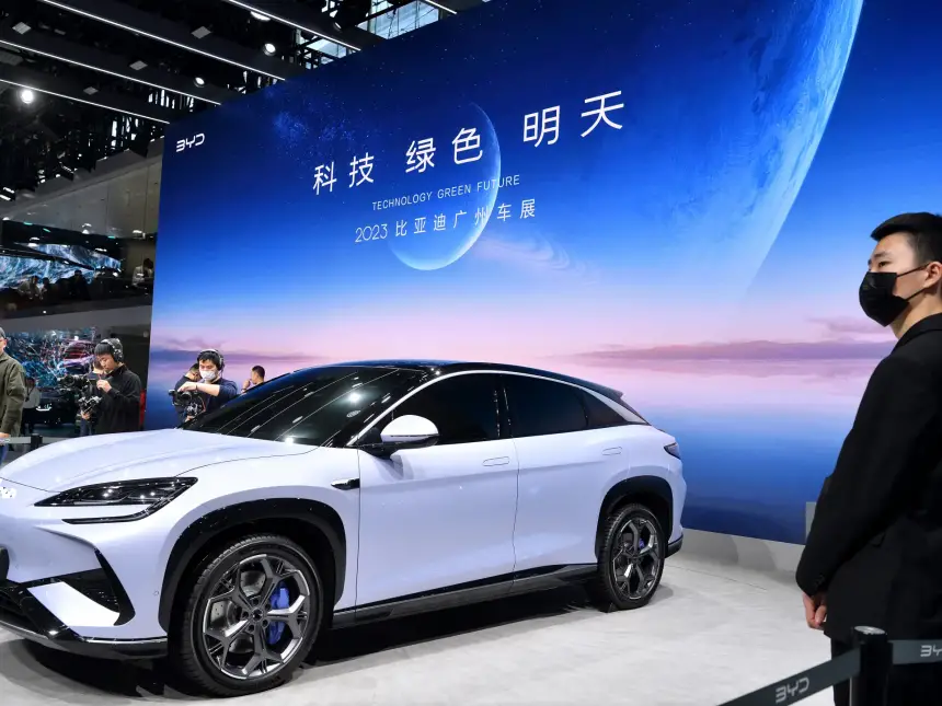 السيارات الكهربائية الصينية.. "جواسيس" متحركة بشوارع ألمانيا؟