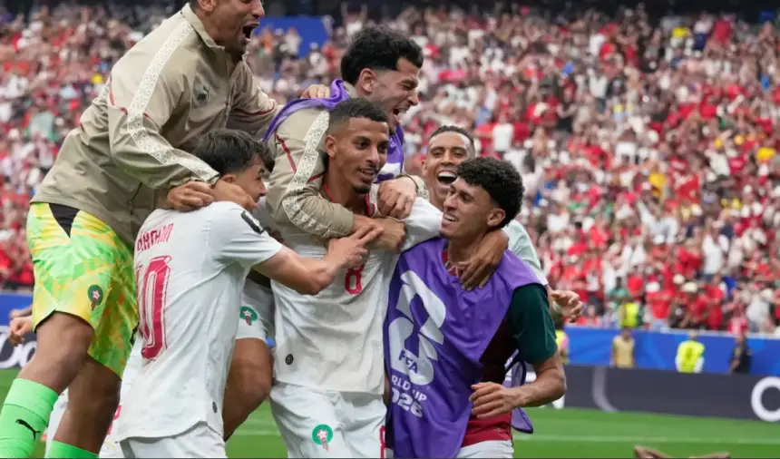 المنتخب المغربي يقسو على كندا بثلاثية تاريخية ويتأهل إلى ربع نهائي كأس العالم للمرة الثانية تواليا