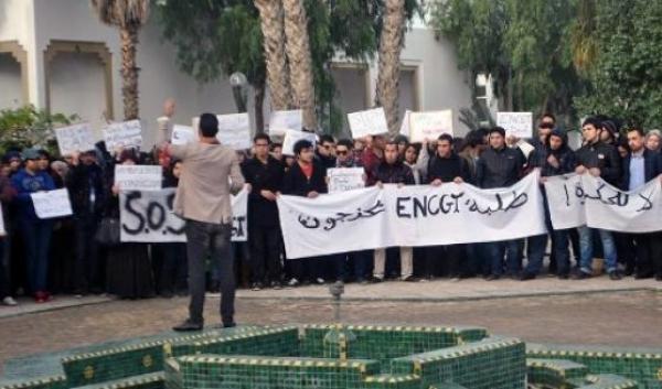 إختلالات المدرسة الوطنية للتجارة والتسيير بطنجة تصل البرلمان‏