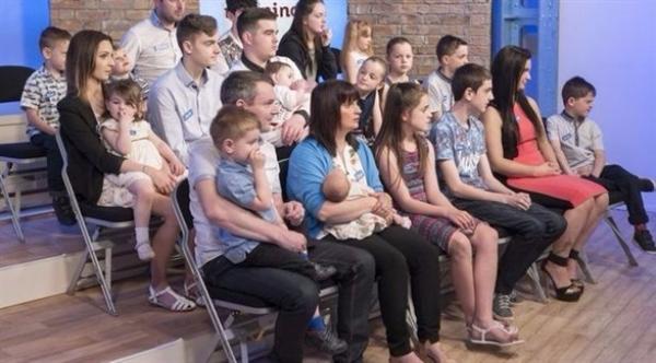 أكبر عائلة في بريطانيا ترحب بطفلها العشرين