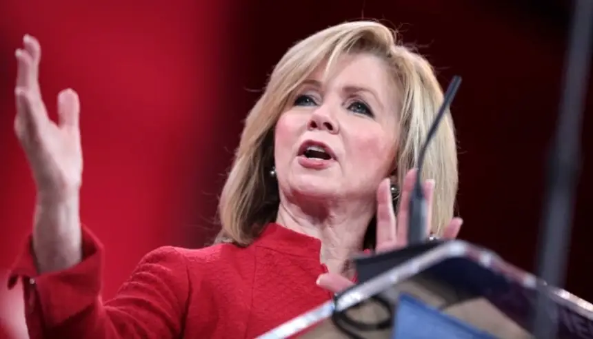 غوغل تُوقف أداة ذكاء اصطناعي بعد فضيحة مزاعم زائفة ضد عضوة في مجلس الشيوخ الأمريكي