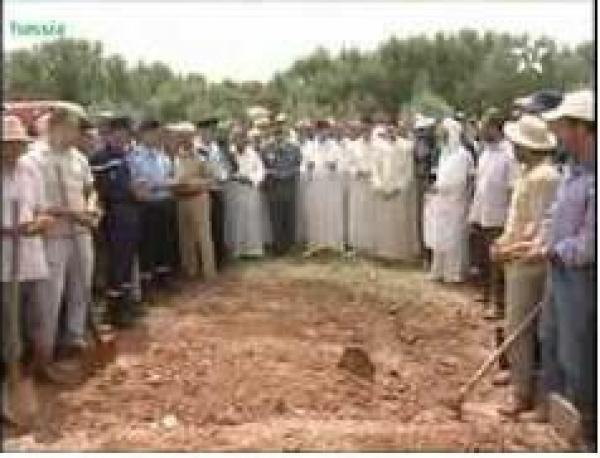 دفن ضحايا حادث البيضاء