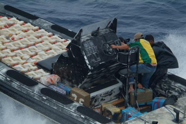 حجز شحنة كبيرة من الحشيش كانت على وشك الإبحار نحو إسبانيا بضواحي الناظور