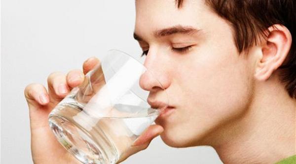 الظمأ الشديد ينذر بالسكري من النوع الأول