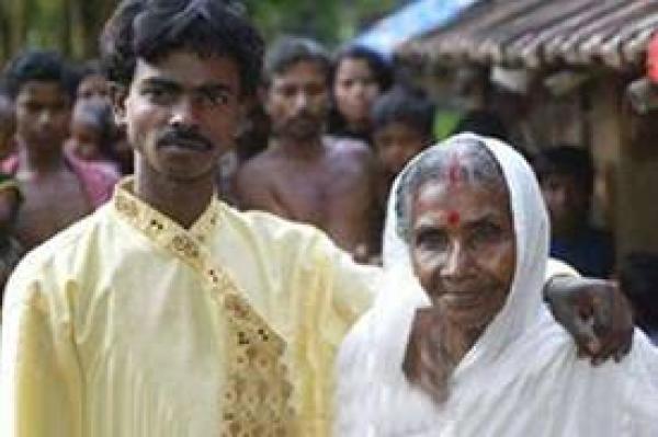 شاب يتزوج جدته البالغة 80 عاما والسبب !