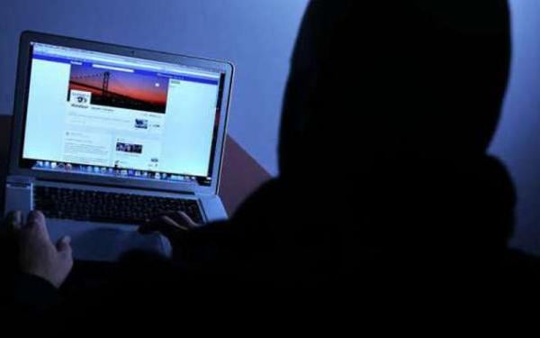 تلميذ يورط أربعينيا في مغامرات جنسية ويسلبه ممتلكاته... التفاصيل