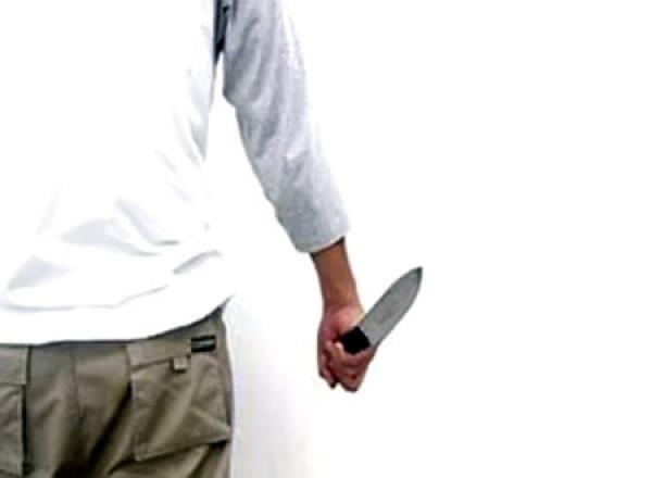 جريمة قتل بشعة ببني ملال ، شاب يطعن صديقه بسكين