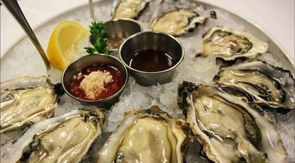 أهم المغذيات اللازمة لتحسين صحة الشعر