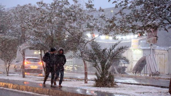 تواصل هطول الثلوج وأمطار الخير بهذه المناطق المغربية