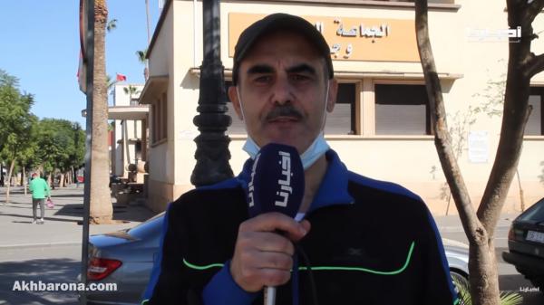 مواطنون بوجدة بكل روح وطنية يرددون "الصحراء مغربية ومستعدون للدفاع عن أي شبر وحبة منها"