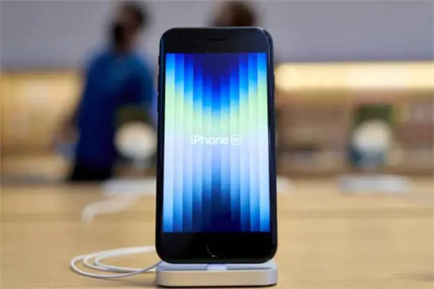 آبل تستعد للكشف عن "هاتف آيفون" بسعر اقتصادي