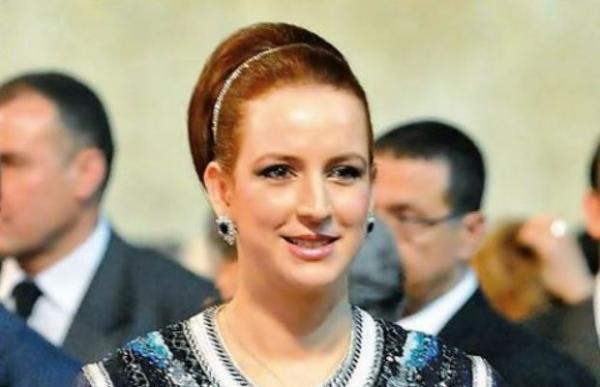 الأميرة لالة سلمى تزور هذه الأماكن بمراكش رفقة  ابنتها الأميرة لالة خديجة دون حراسة