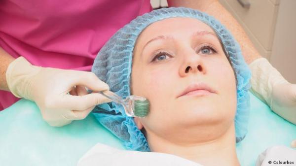 كيف يمكن أن تتسبب الضغوط وجائحة كورونا في إيذاء البشرة؟