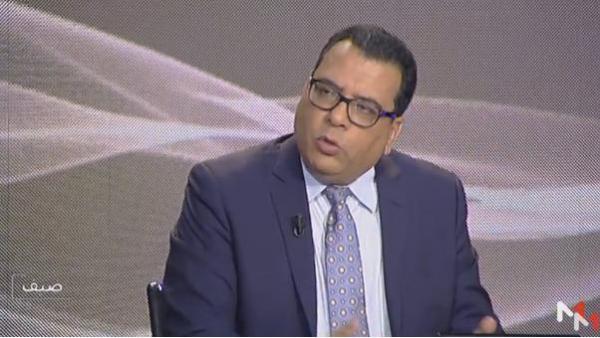 منار اسليمي: الجزائر على حافة الانهيار ولا أحد يعرف من يحكمها .. !