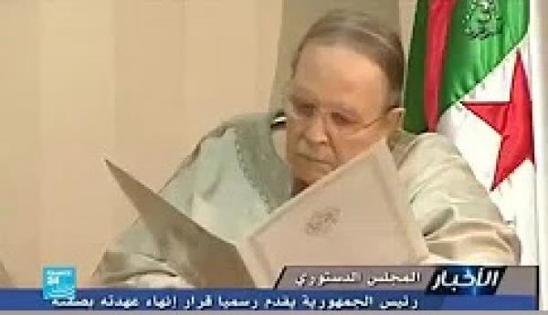 بوتفليقة يلتمس "الصفح والمعذرة" من الجزائريين في "رسالة أخيرة"