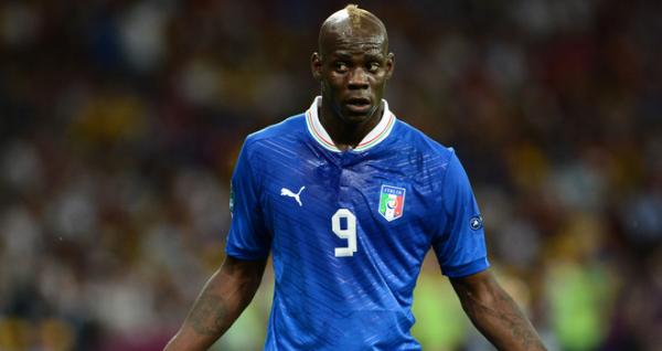 بالوتيلي مطالب بتغيير سلوكه اذا ما اراد العودة الى المنتخب الايطالي