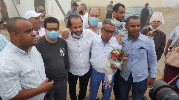 بعد ثلاث سنوات من السجن.. الصحافي حميد المهداوي يعانق الحرية مجددا