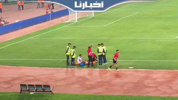 إصابة لحتيمي تحبس أنفاس الوداديين في مباراة حافيا كوناكري