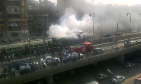 الدفاع المدني المصري يسيطر على حريق شب في عربات مترو القاهرة