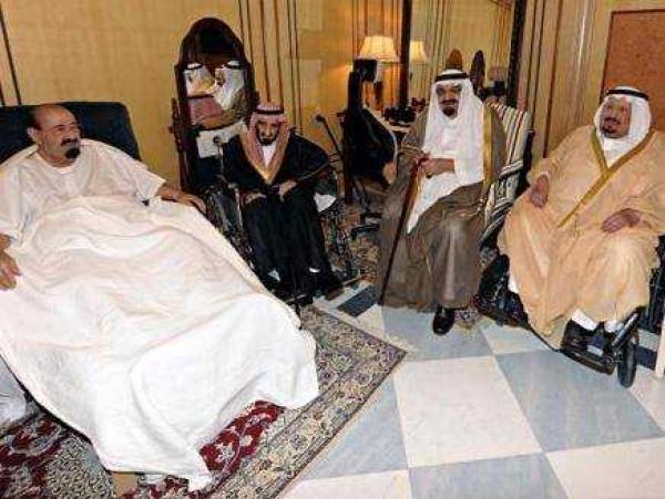 فراش المرض يجمع 6 قادة عرب في العام 2014