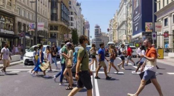 المجر تلغي جميع إجراءات مكافحة فيروس كورونا