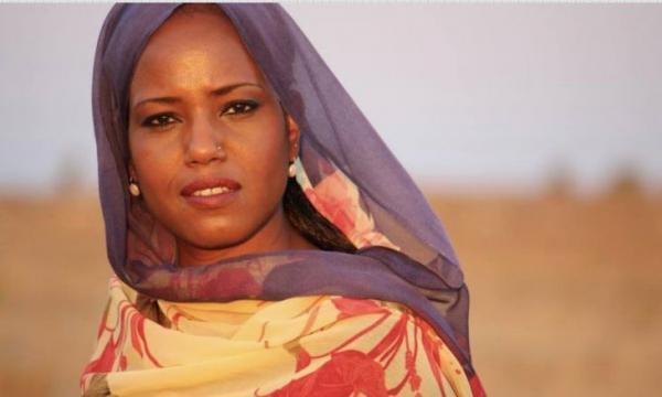 الغاء حفل مغنية انفصالية بفرنسا بعد تدخل مغربي