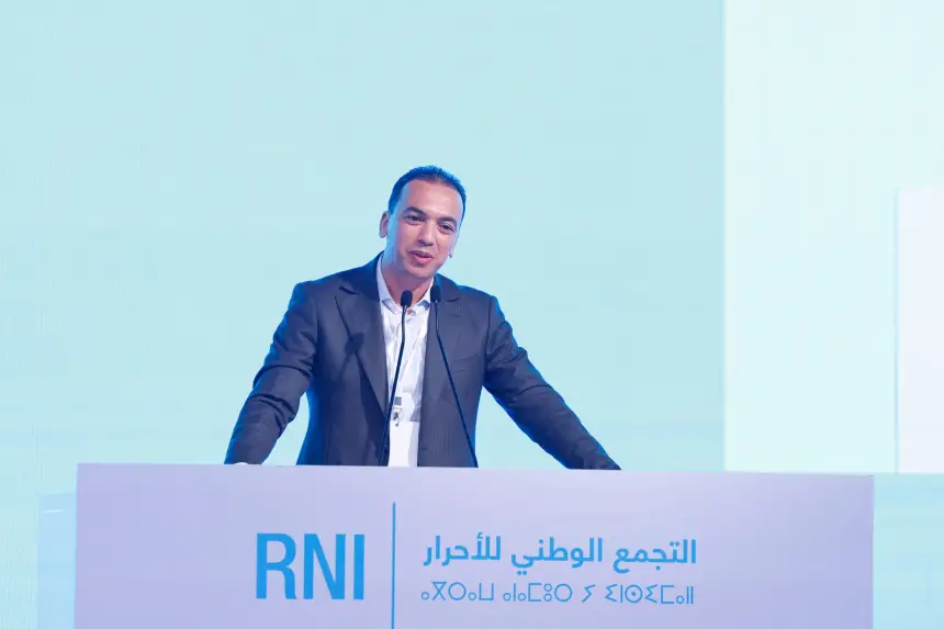 السعدي بالداخلة: أخنوش رد الاعتبار للشباب وبعض الأحزاب تحسدنا على إنجازاتنا