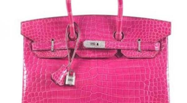 أغلى حقيبة نسائية في العالم تباع بـ 255 ألف دولار