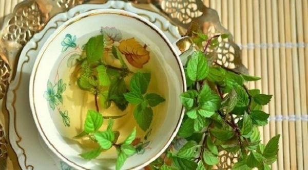 للتخلص من الصداع والانتفاخ وآلام البطن.. إليك هذه الوصفة العجيبة