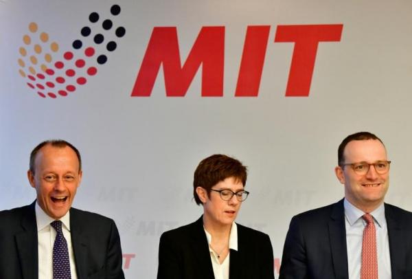 المرشحون لخلافة ميركل يتنافسون لدفن إرثها في مجال الهجرة ..والمغاربة ضمن أكبر المتضررين