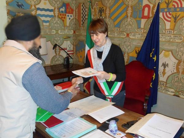 مهندس مغربي يخلق الحدث بإيطاليا بعد رفضه أداء قسم الولاء قبل الحصول على الجنسية .. و هذا مصيره‏