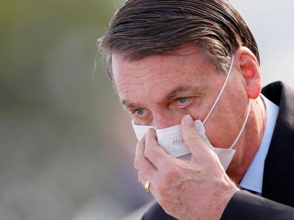 أمر قضائي في حق رئيس ثاني أكثر دول العالم تضررا من كورونا: الكمامة أو الغرامة