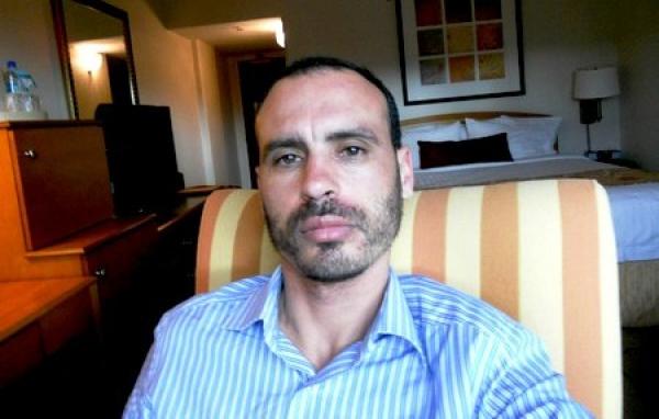 بنجبلي يثير الجدل ''ماعنديش مشكل مرتي تنعس مع صـاحبي" (فيديو)