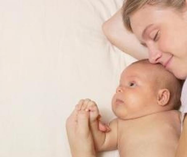 10 أشياء يجب أن تعرفيها عن الرضاعة الطبيعية