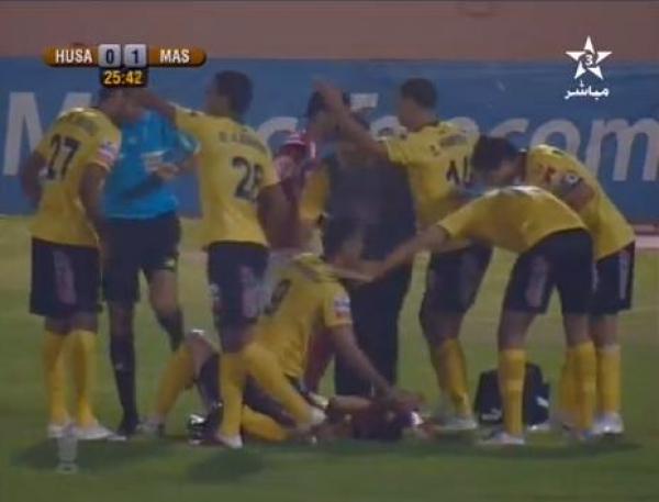 بالفيديو : البرازيلي جيفرسون يؤهل الماص و ينقل إلى المستشفى 