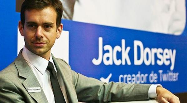 4 من كبار قيادات تويتر يغادرون الشركة