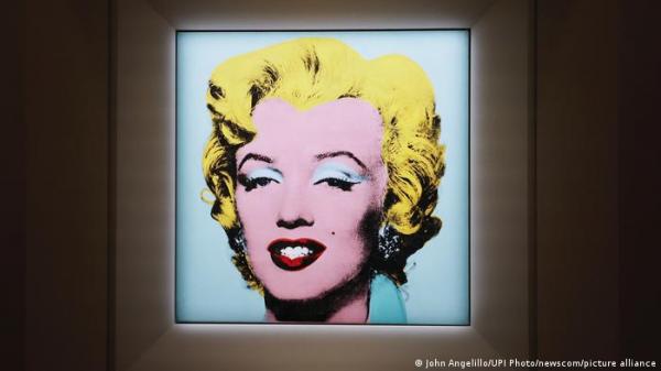 ! بيع لوحة لوجه مارلين مونرو بسعر قياسي