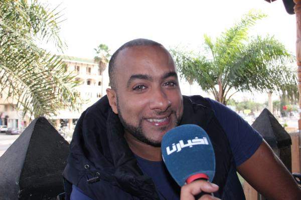 "مراد أسمر" لـ"أخبارنا" : مجال الفن فيه باك صاحبي..وكتبت للمنور وغفران وغيرهم وتشجيع الفنان غير موجود بالمغرب .. وهذا جديدي (فيديو)