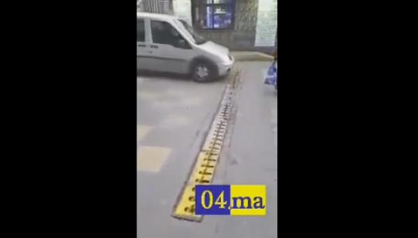 حل ذكي لمنع السيارات من المرور في الإتجاه الممنوع