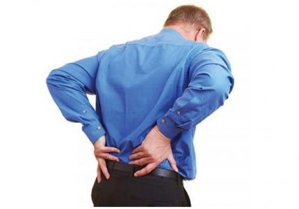 لماذا تتكون حصوات الكلى عند البعض ، وكيف تحمى نفسك منها