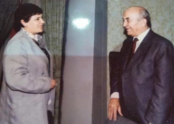 قيادية بحزب "الإتحاد الإشتراكي" تطالب بـ"المنهجية الديمقراطية" وهذا ما اقترحته