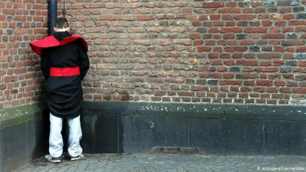 هذه غرامة التبول باتجاه روسيا عند الحدود النروجية!