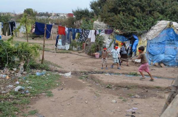 بلا زواق : " أخبارنا المغربية " تكشف حقائق خطيرة عن واقع مدن الصفيح بالمغرب ( الفيديو )