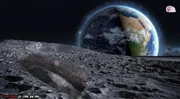 الرجُل الذي دُفِن على سطح القمر !